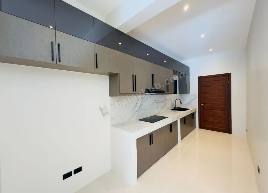 4 Bedrooms Fully Renovated Bungalow House and Lot for Sale in BF Homes, Parañaque City