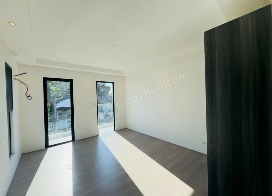 5 Bedooms Brand New Semi Furnished House and Lot for Sale in BF Homes Parañaque