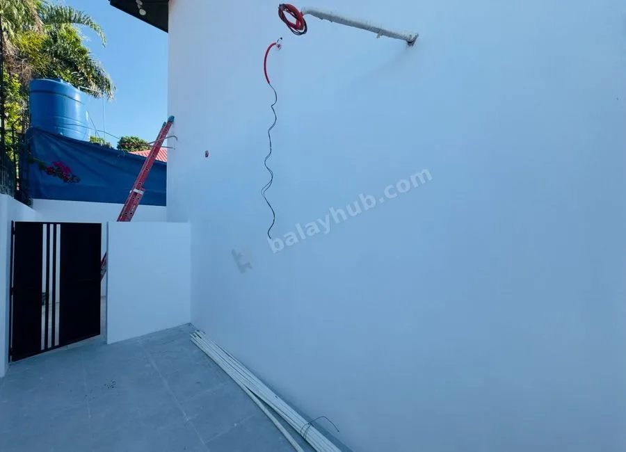 5 Bedooms Brand New Semi Furnished House and Lot for Sale in BF Homes Parañaque