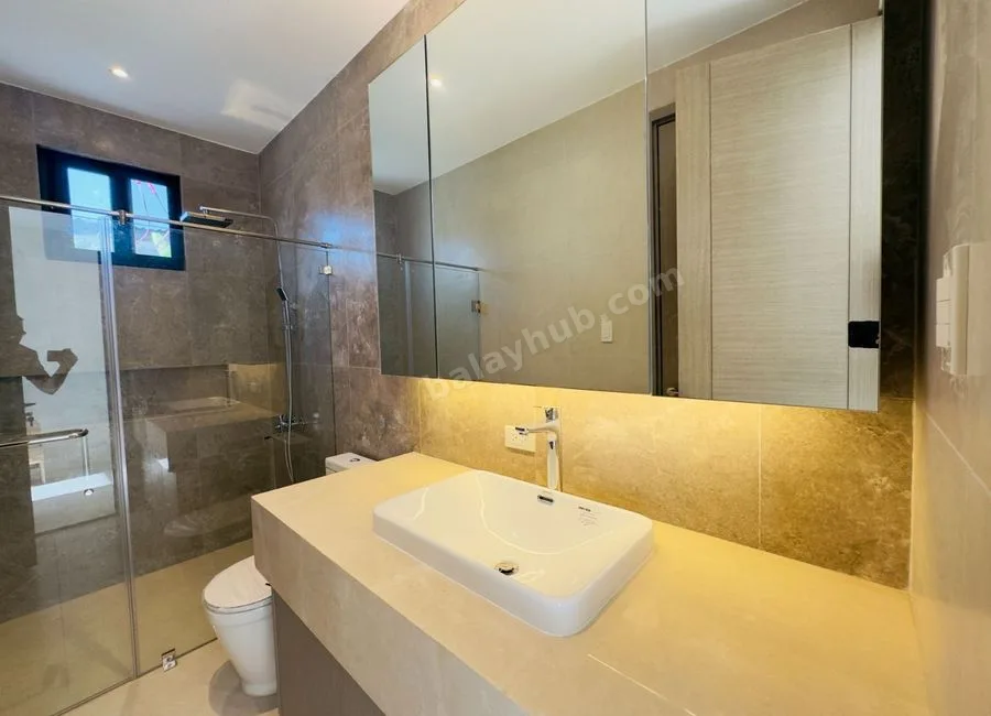 5 Bedooms Brand New Semi Furnished House and Lot for Sale in BF Homes Parañaque