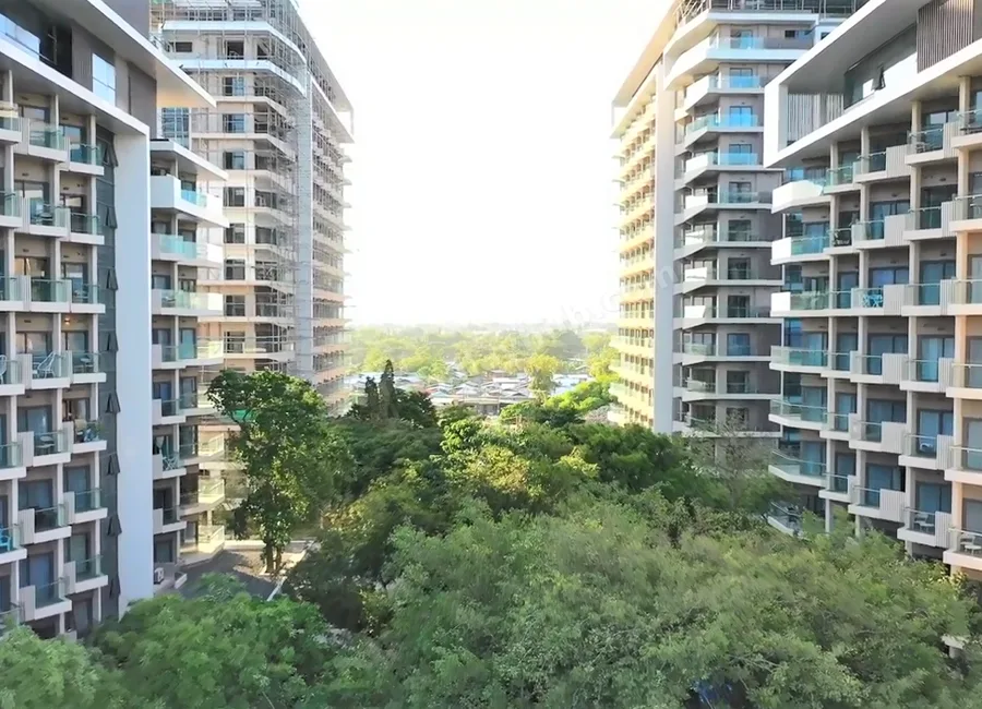 1 BEDROOM SEAVIEW CONDO FOR SALE FULLY FURNISHED Higher floor