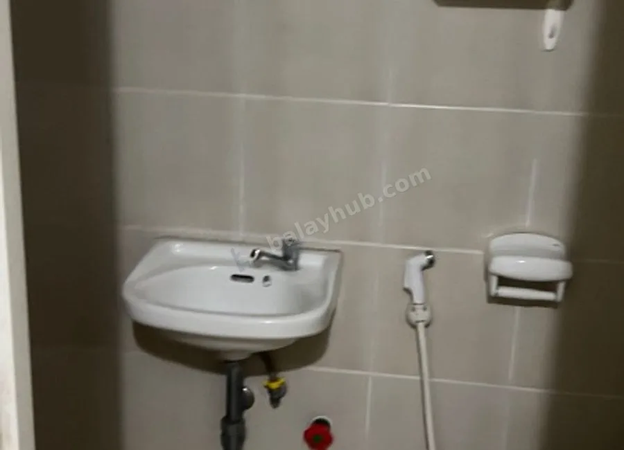 For Sale: Unfurnished Studio - RFO