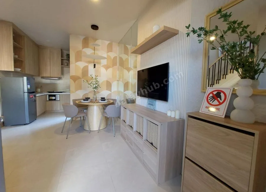 For Sale! Prselling Townhouse in San Jose Antipolo -AJCE