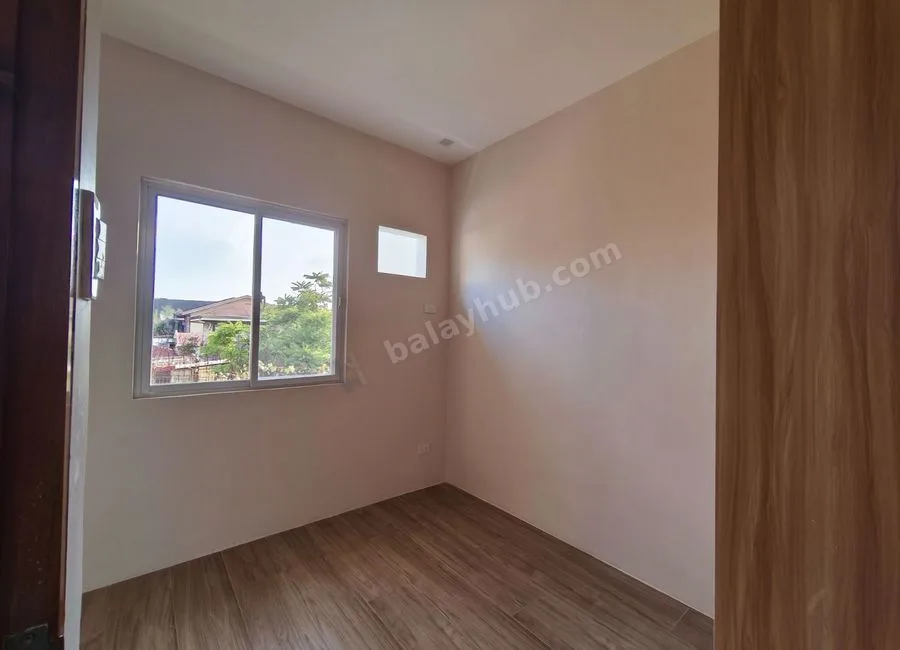 2 Storey Townhouse For Sale In Brgy.Concepcion Uno Marikina-ND