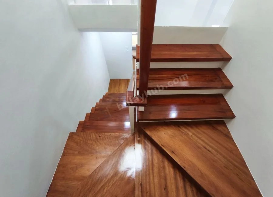 2 Storey Townhouse For Sale In Brgy.Concepcion Uno Marikina-ND