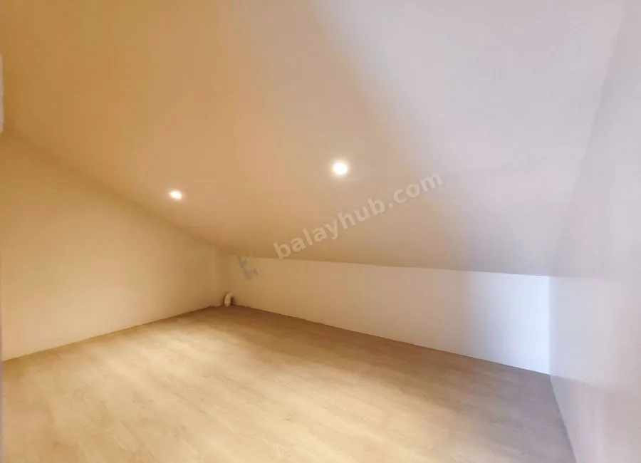 Baguio Loakan Proper Townhouse For Sale near Loakan Airport with View of Mount Santo Tomas SD