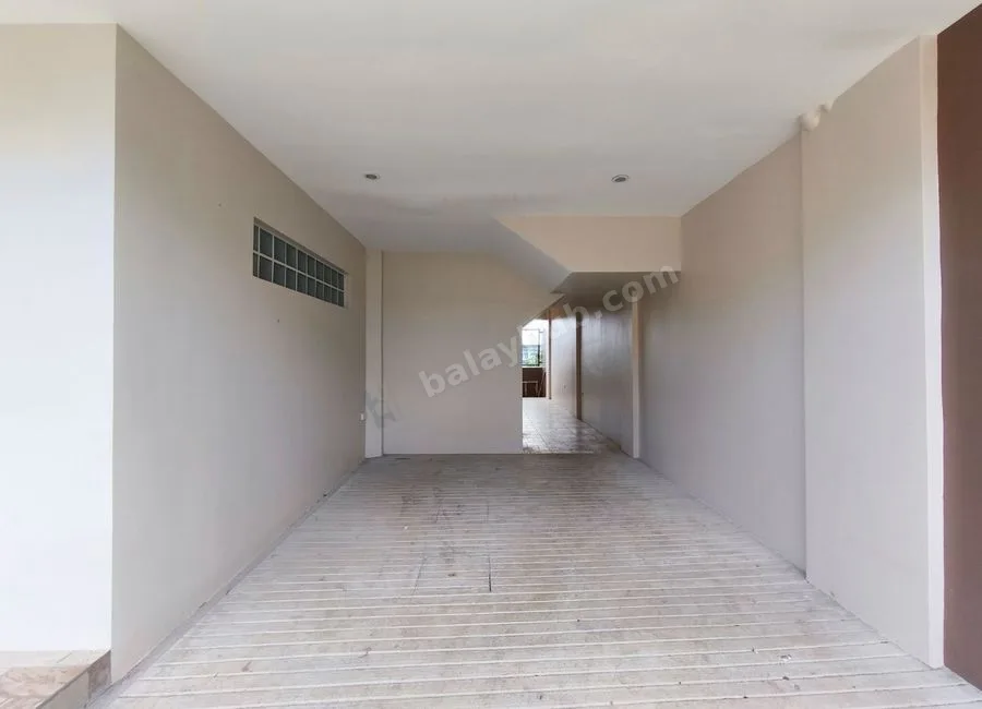 Baguio Loakan Proper Townhouse For Sale near Loakan Airport with View of Mount Santo Tomas SD