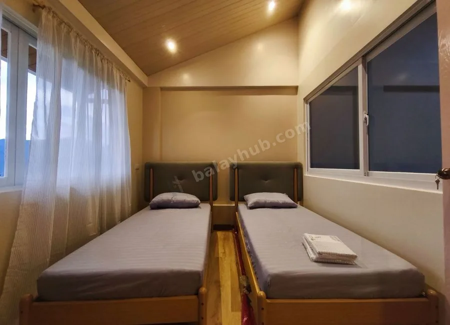 Baguio Loakan Proper Townhouse For Sale near Loakan Airport with View of Mount Santo Tomas SD