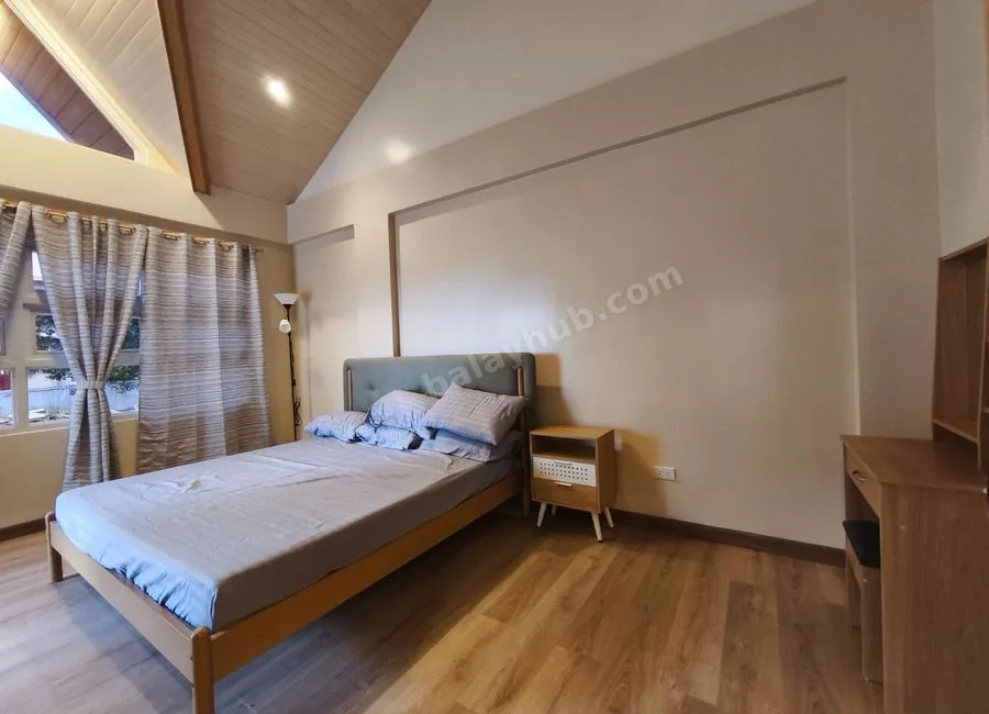 Baguio Loakan Proper Townhouse For Sale near Loakan Airport with View of Mount Santo Tomas SD