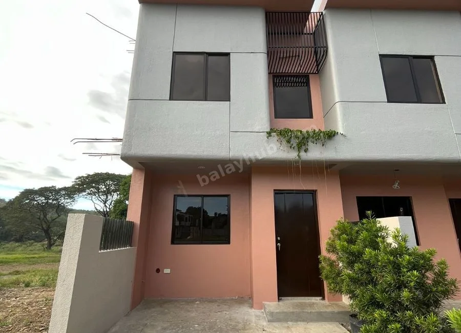 For Sale! Montalban Townhouse near Rodriguez Highway -AJCE