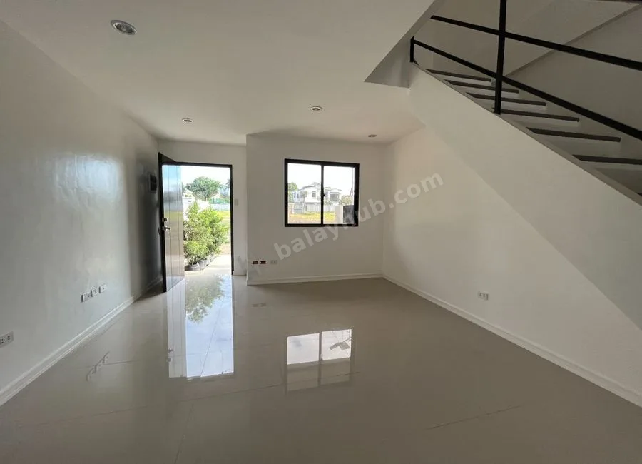 For Sale! Montalban Townhouse near Rodriguez Highway -AJCE