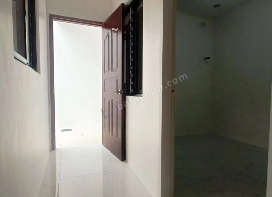 2 Carport Single Attached House and Lot for Sale in UPS 5 Village Paranaque 4 Bedrooms- JB