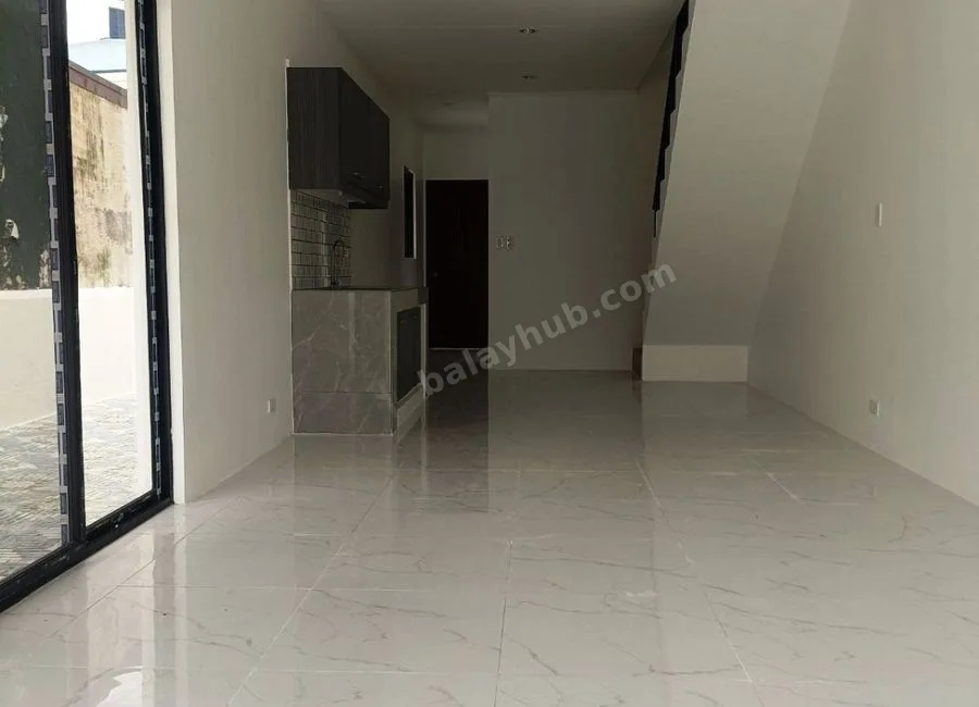2 Carport Single Attached House and Lot for Sale in UPS 5 Village Paranaque 4 Bedrooms- JB