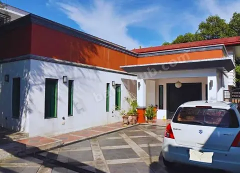 FIRE SALE ALABANG HILLS VILLAGE 3 BEDROOM HOUSE MUNTINLUPA