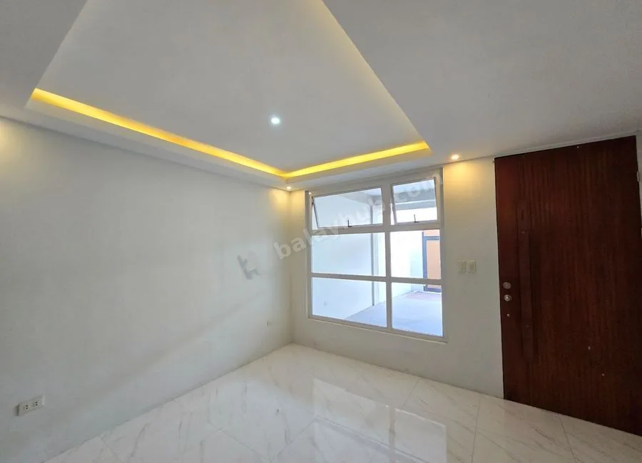 2 Storey Townhouse for sale near Quirino Highway and Mindanao Avenue Quezon City
