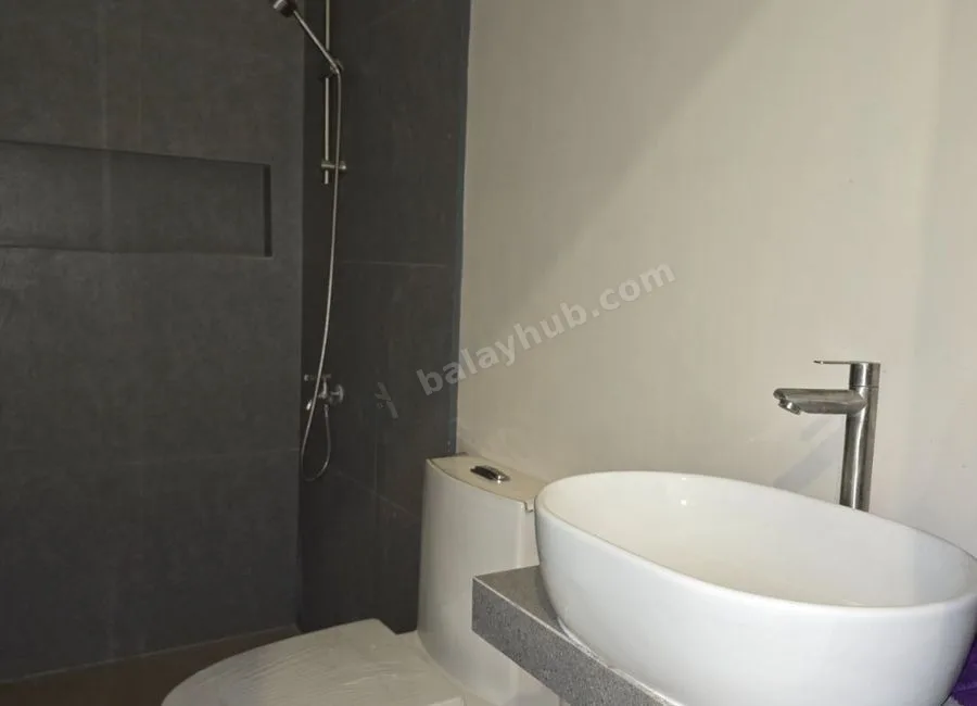 2 Storey Townhouse for sale near Quirino Highway and Mindanao Avenue Quezon City