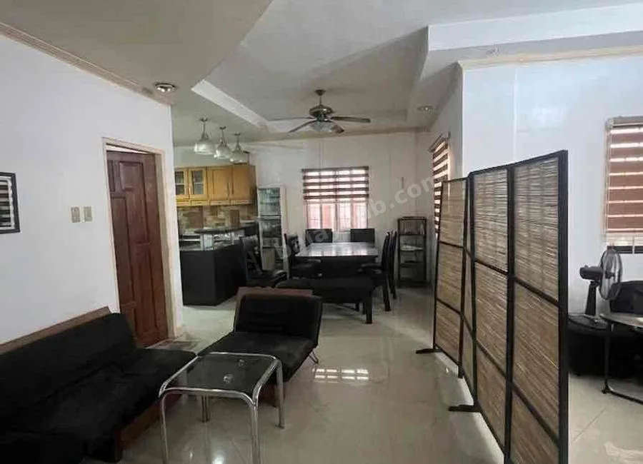 RUSH SALE BUNGALOW HOUSE AND LOT WITH 3 UNITS 2-STOREY APARTMENT NEAR LTO AND SACRED HEART HOSPITAL ANGELES CITY PAMPANGA
