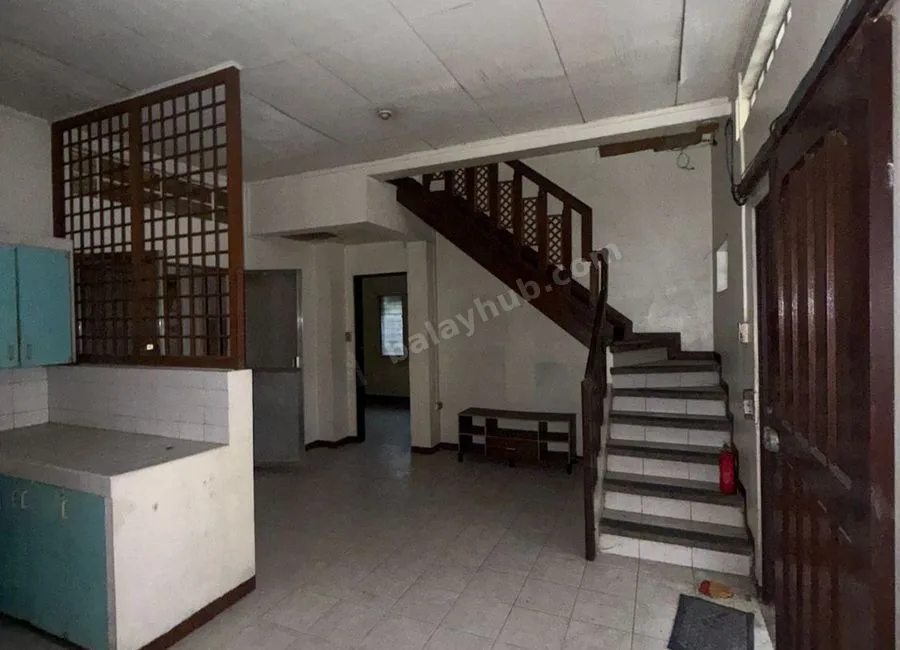 Prime Residential Lot for Sale in Project 3 near Major thoroughfares and transportation