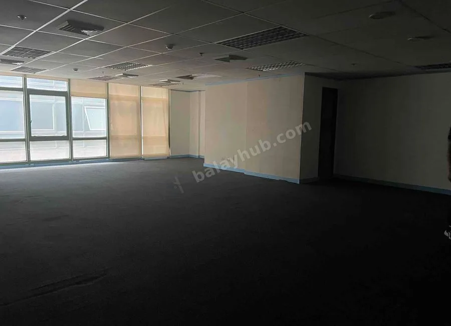 Foreclosed Condo Office in Globe Telecom 2 Pioneer Highlands Mandaluyong city