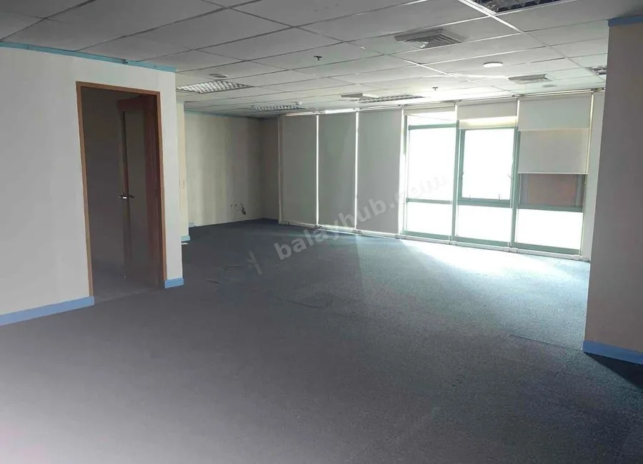 Foreclosed Condo Office in Globe Telecom 2 Pioneer Highlands Mandaluyong city