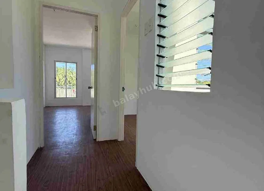 Duplex 2 storey house
