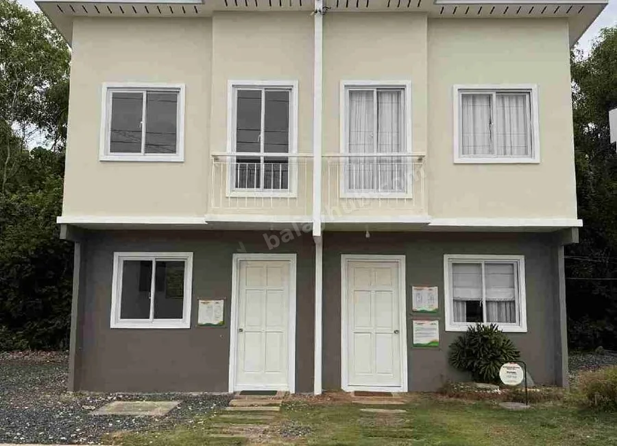 Duplex 2 storey house
