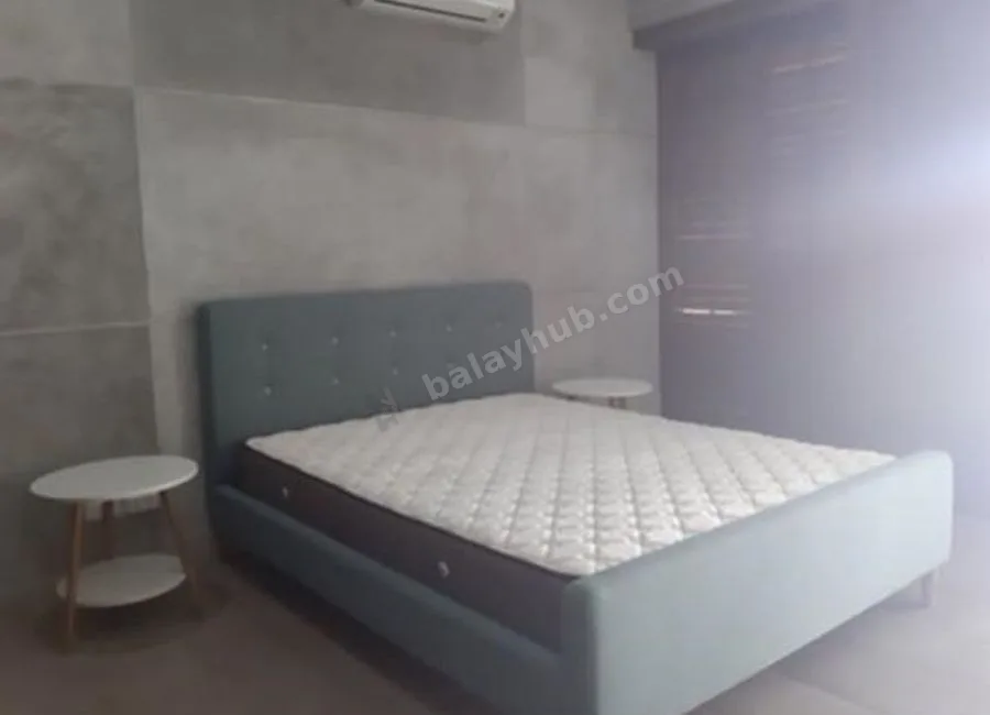 Spacious Bungalow Four Bedrooms House w/ Pool in Northtown