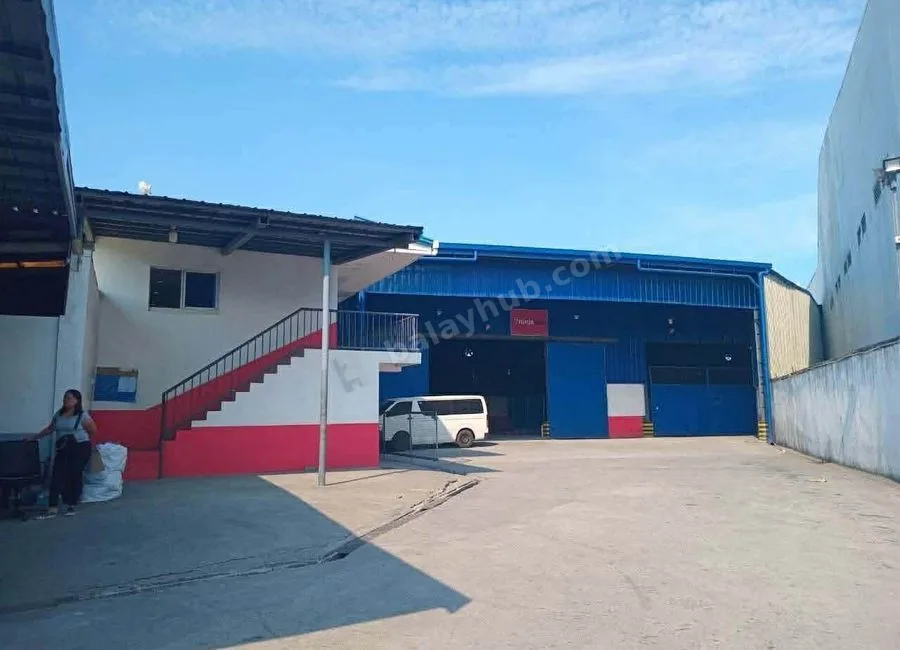Spacious Warehouse for rent at Paranaque City