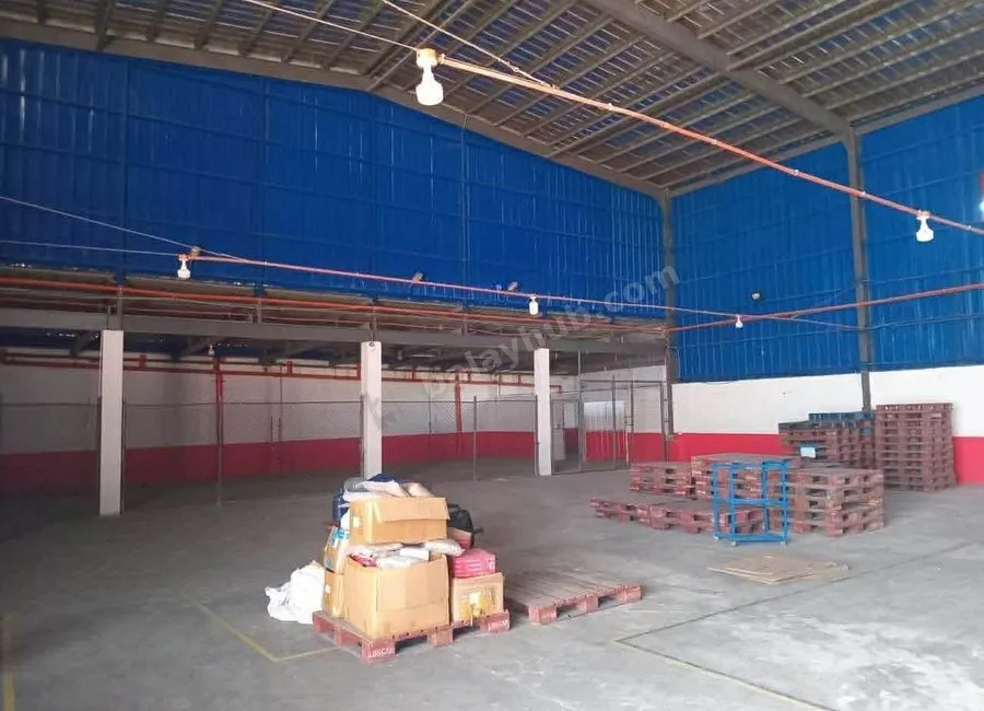 Spacious Warehouse for rent at Paranaque City