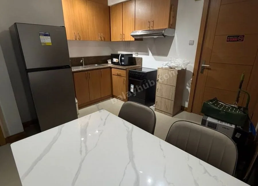 Well maintained 1 bedroom with balcony for rent at Trion Tower in BGC
