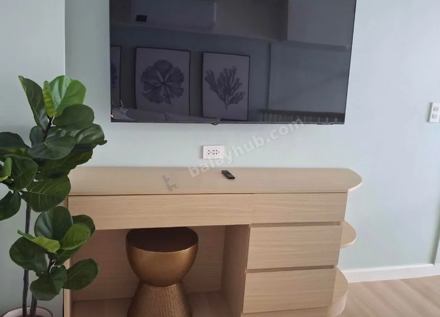 FOR RENT: Mandani Bay Suites 1BR Loft
