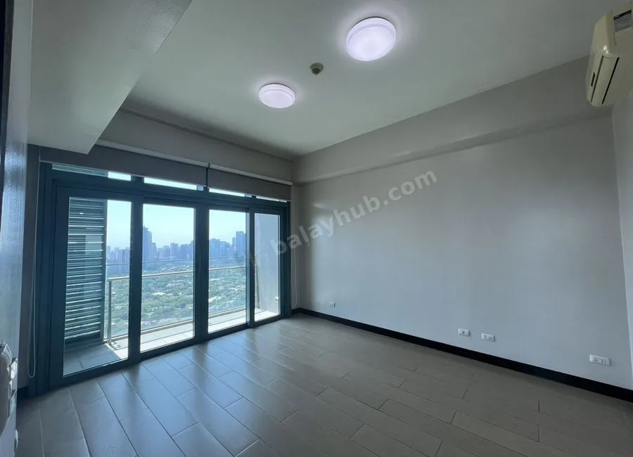 Modern 3 Bedroom Unit for Lease in 8 Forbestown Road, BGC, Taguig City