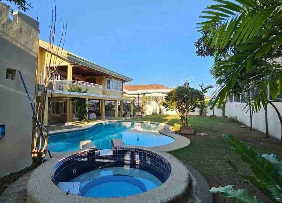 For Rent: North Town Homes House