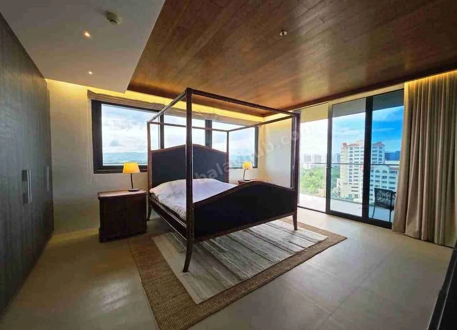 For Rent: The Reef Large 1 bedroom corner unit
