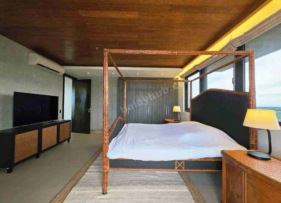 For Rent: The Reef Large 1 bedroom corner unit