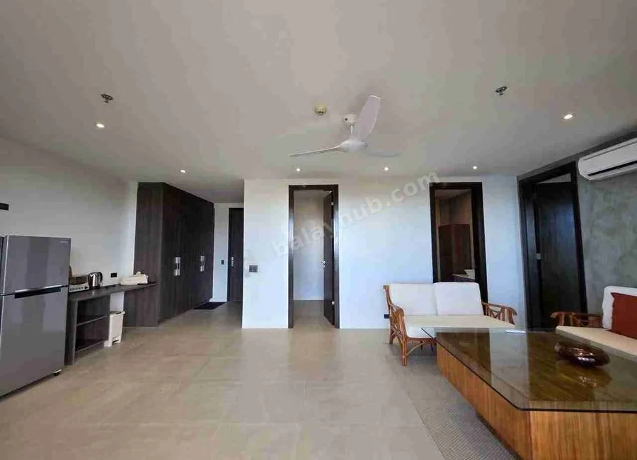 For Rent: The Reef Large 1 bedroom corner unit