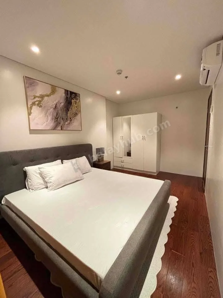 1-Bed Condo with Balcony at Tambuli Seaside Resort, Mactan