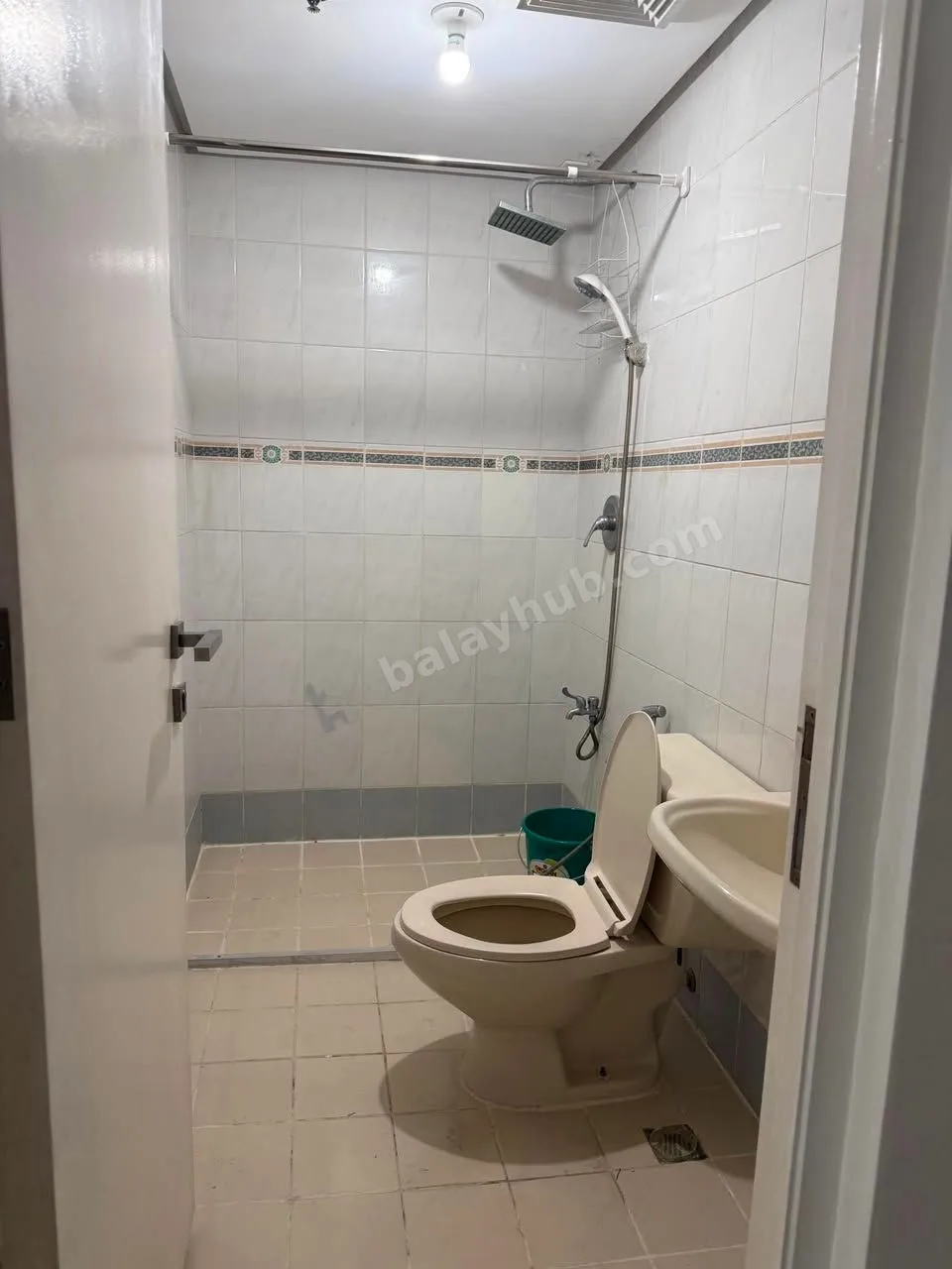 BSA Twin Towers Condo for Sale in Makati