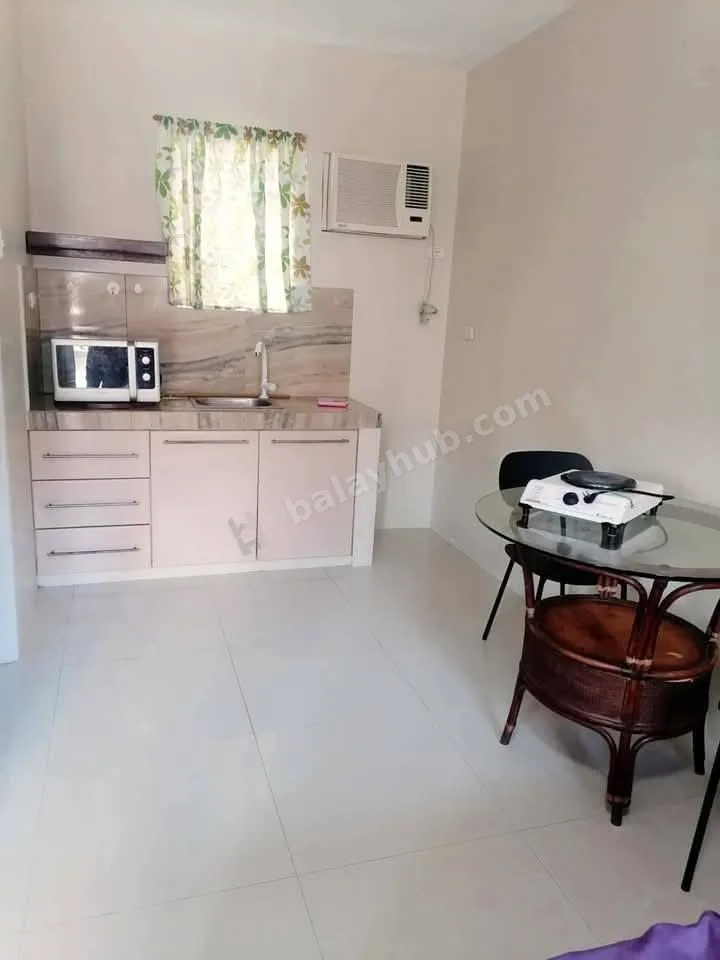 Semi-Furnished Studio in Lahug, Cebu City