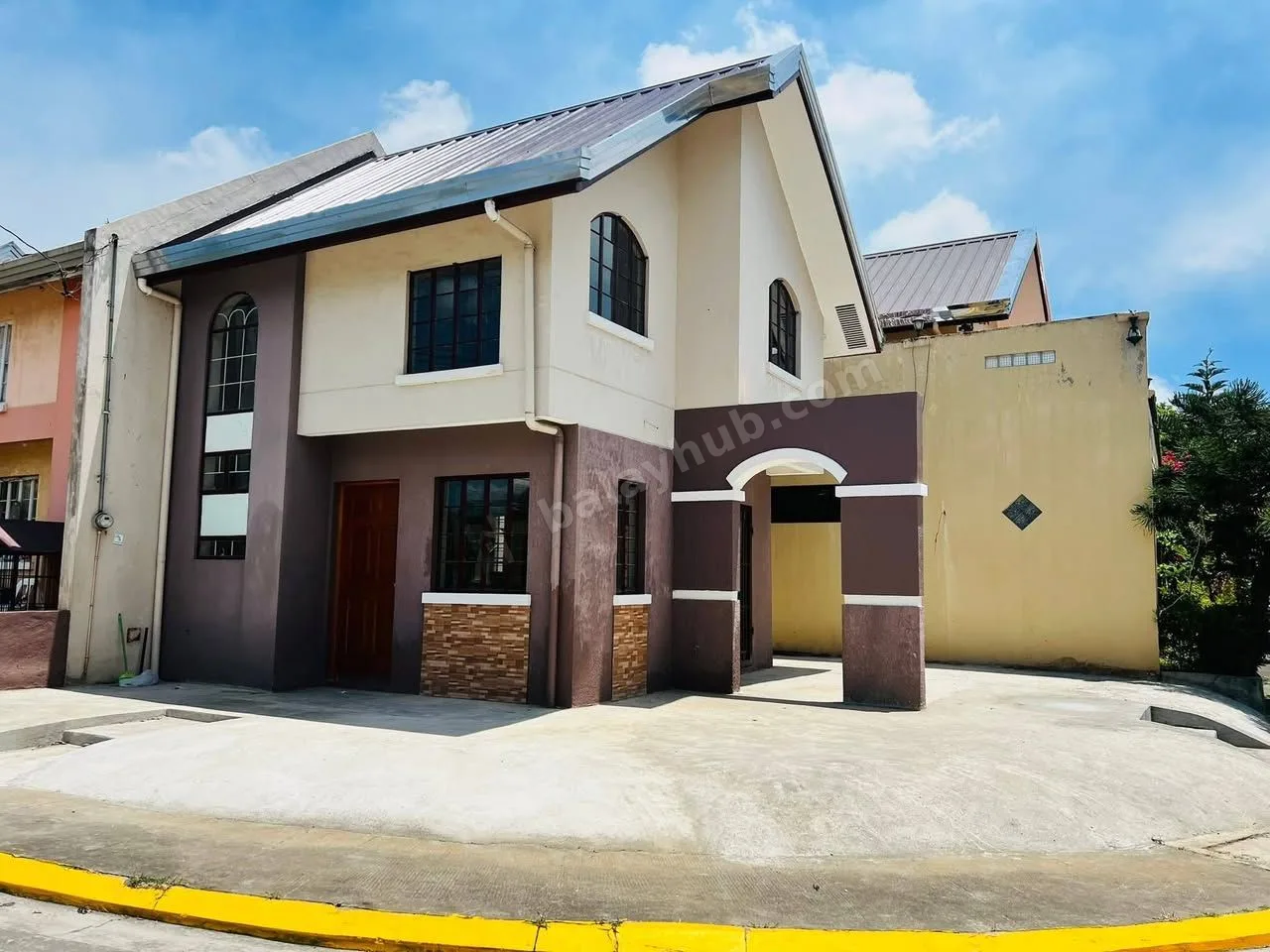 House & Lot in Greenwoods Village, Dasmariñas