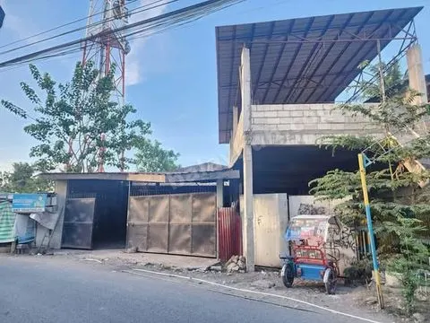 Commercial Lot with Building in Biasong Talisay