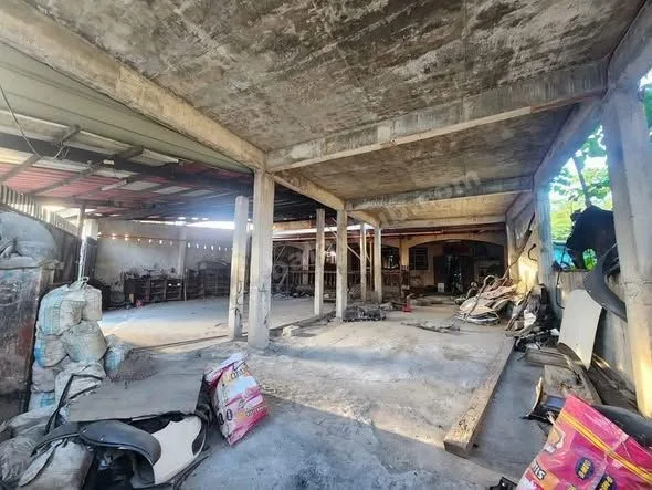 Commercial Lot with Building in Biasong Talisay