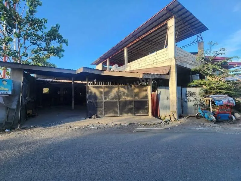 Commercial Lot with Building in Biasong Talisay