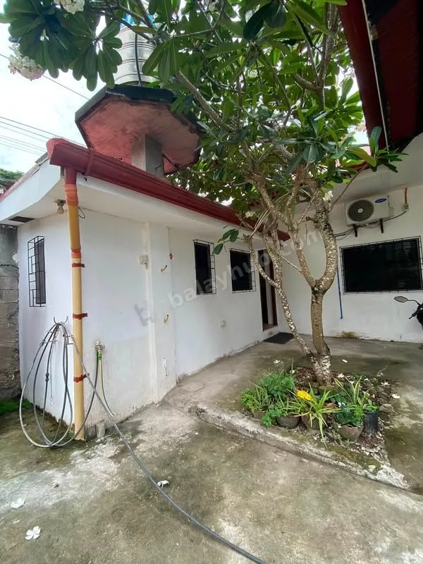 Beachfront Apartment in Dumaguete City
