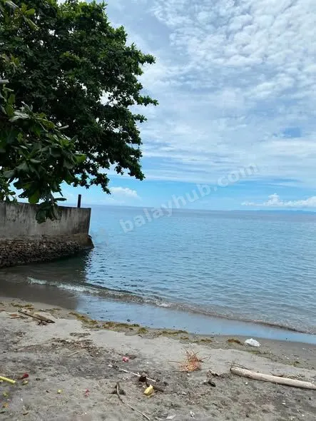 Beachfront Apartment in Dumaguete City