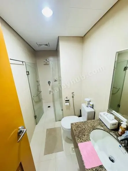 1BR Condo at Park Avenue, BGC – 22nd Floor with Balcony