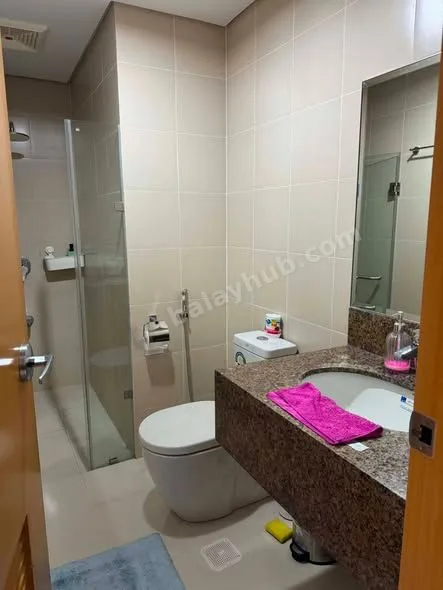 1BR Condo at Park Avenue, BGC – 22nd Floor with Balcony