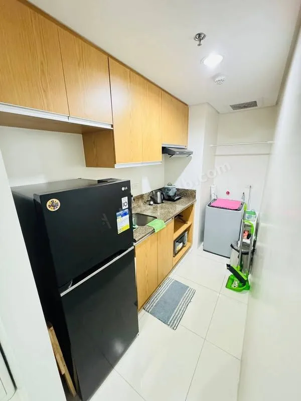 1BR Condo at Park Avenue, BGC – 22nd Floor with Balcony