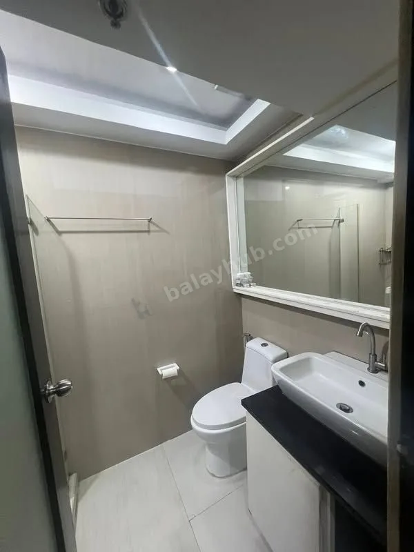 Studio Unit at F1 Manila Hotel, Taguig