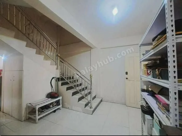3-Bed House with Rooftop in Bacoor, Imus